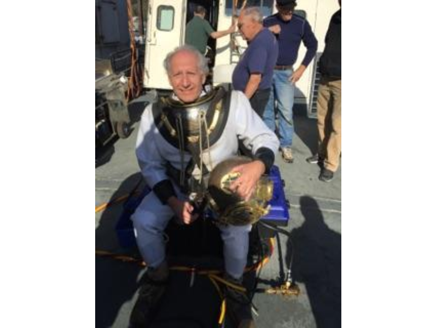 Harry Truitt '70 in a traditional 'hard hat' style diving suit
